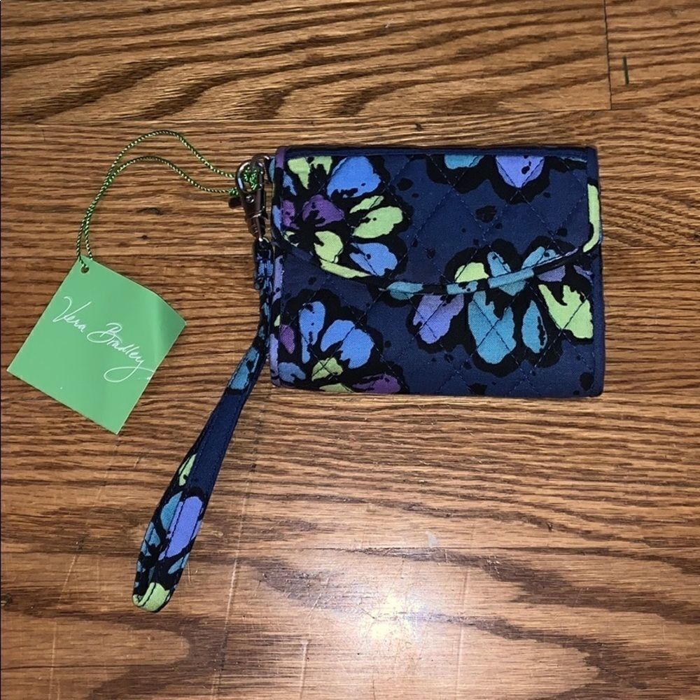 NWT Vera Bradley wallet with wrist strap